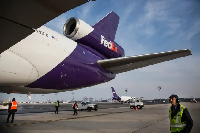 美国邮政分道扬镳后，联邦快递航空网络面临重大调整