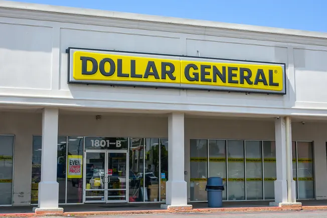Dollar General 在配送中心与门店全面部署人工智能系统